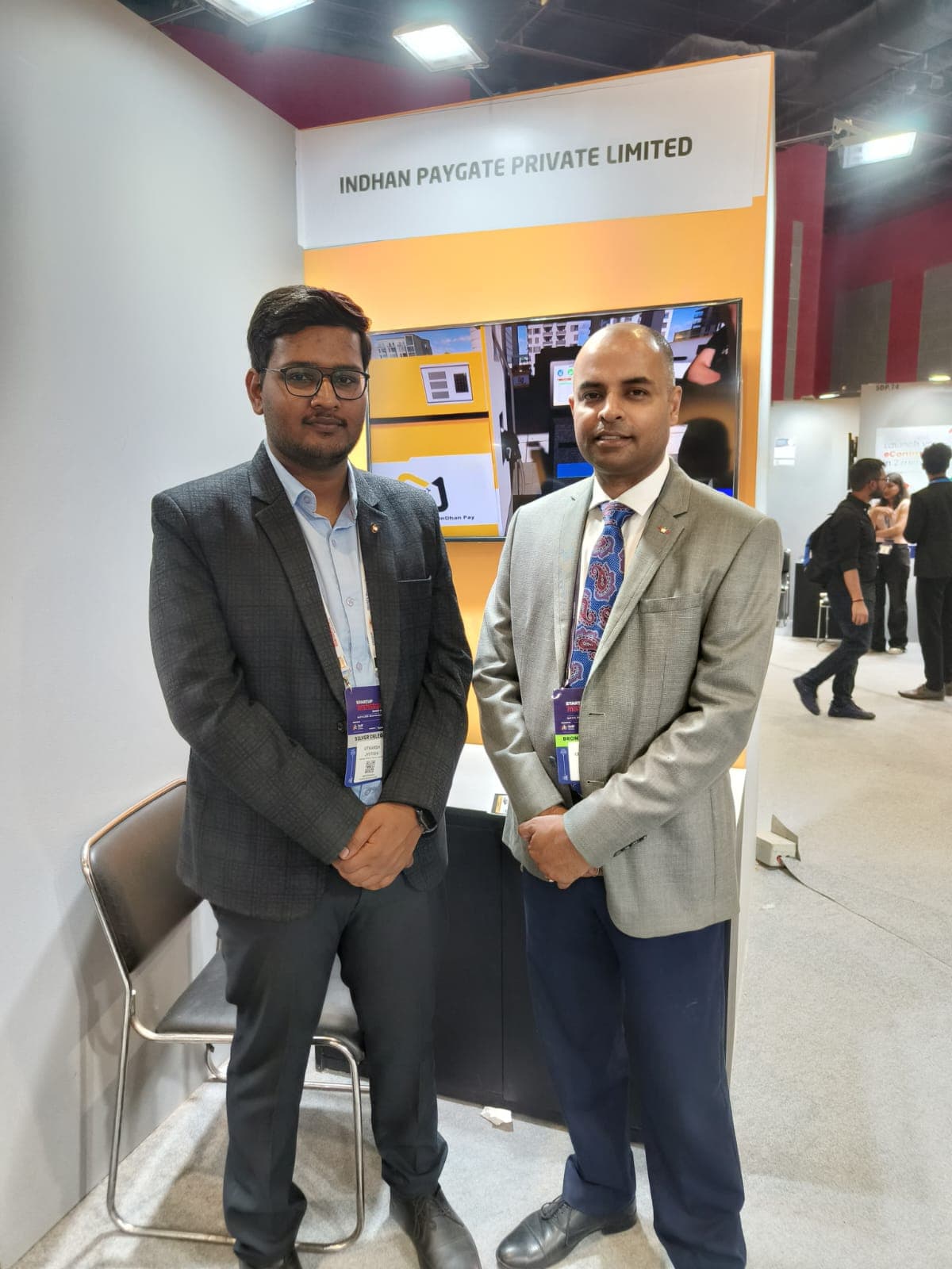Utkarsh Jyotishi with fuel industry mentor at India Energy Week